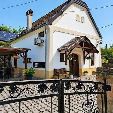 Villa Nanahaza *
